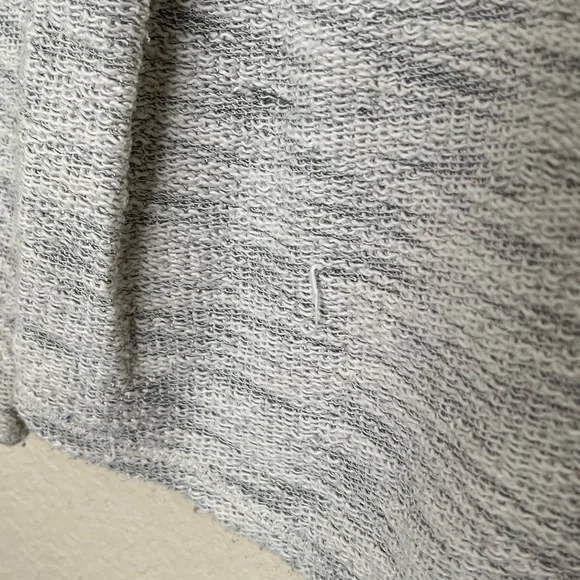 Forever 21 | Women’s Lightweight Sweater - Picture 11 of 12